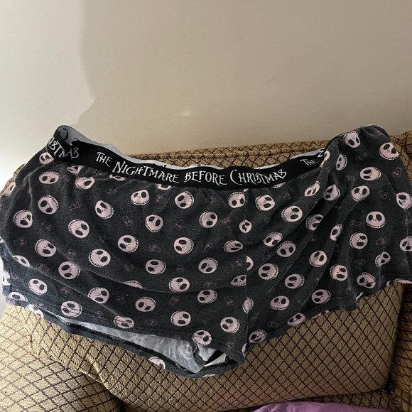 Women's Nightmare Before Christmas Pajamas 2XL - Picture 2 of 3